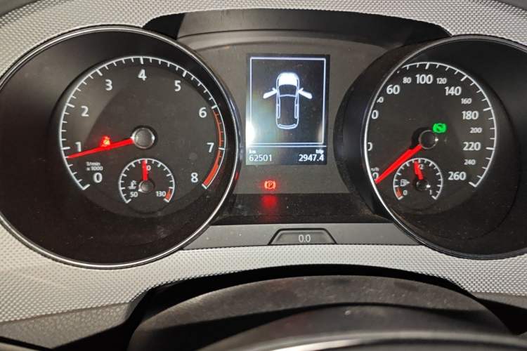 Used Volkswagen Golf Sportsvan 2016 230TSI Automatic Trend Edition Odometer Close Up