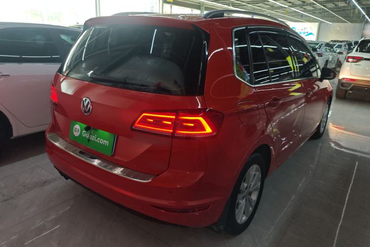Used Volkswagen Golf Sportsvan 2016 230TSI Automatic Trend Edition Rear Right 45 Deg