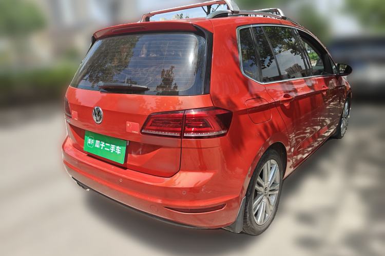 Used Volkswagen Golf Sportsvan 2016 230TSI Automatic Luxury Version Rear Right 45 Deg