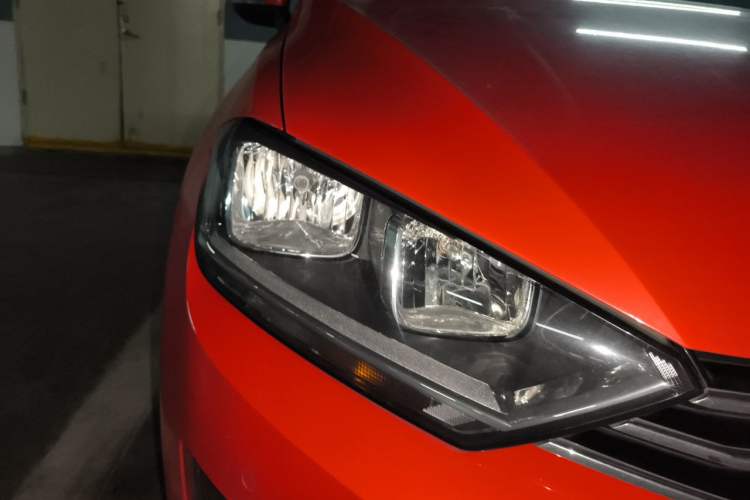 Used Volkswagen Golf Sportsvan 2016 230TSI Automatic Trend Edition Right Front Headlight