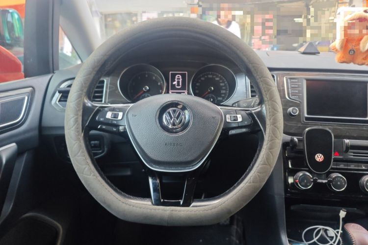 Used Volkswagen Golf Sportsvan 2016 280TSI Automatic Luxury Model Steering Wheel