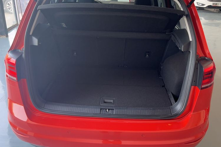 Used Volkswagen Golf Sportsvan 2016 230TSI Automatic Trend Edition Trunk
