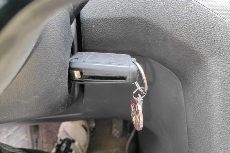 Used Volkswagen Golf Sportsvan 2016 230TSI Automatic Trend Edition Vehicle Key