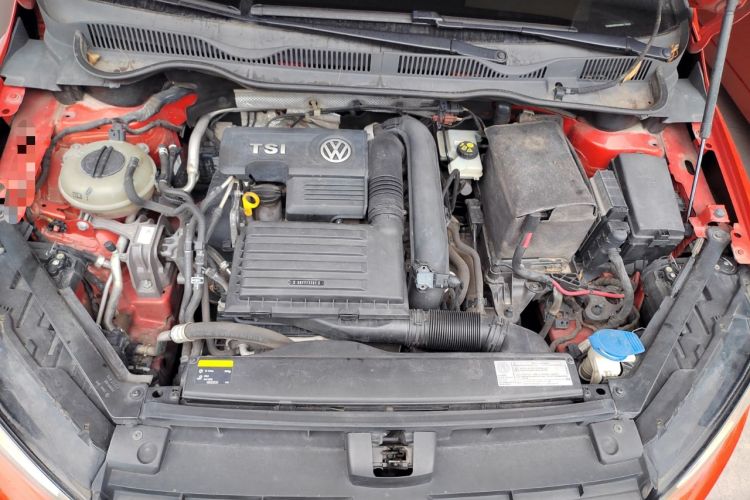Used Volkswagen Golf Sportsvan 2016 230TSI Automatic Trend Edition Engine Bay