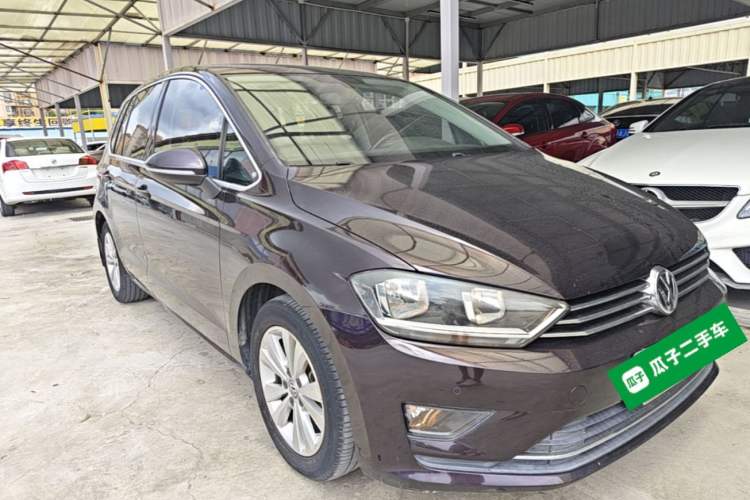 Used Volkswagen Golf Sportsvan 2016 230TSI Automatic Trend Edition Front Right 45 Deg