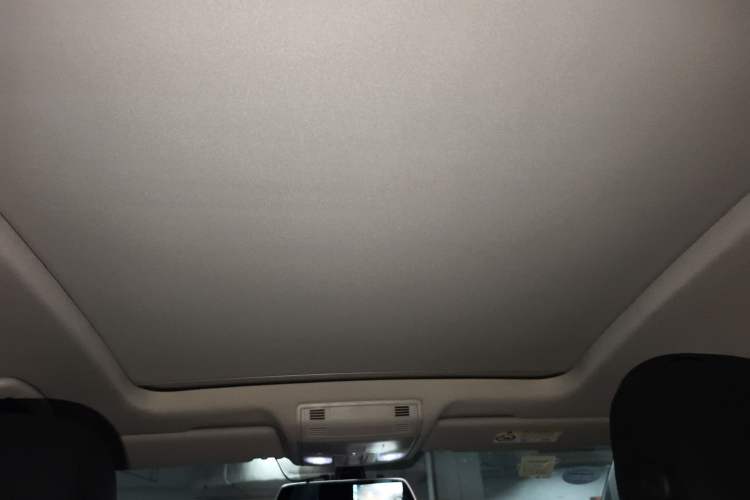 Used Volkswagen Golf Sportsvan 2016 230TSI Automatic Trend Edition Headliner