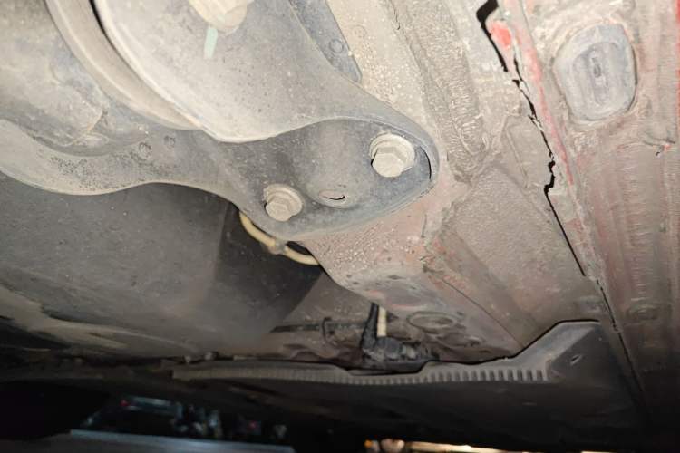 Used Volkswagen Golf Sportsvan 2016 1.6L Manual Comfort Model Chassis Rear Right