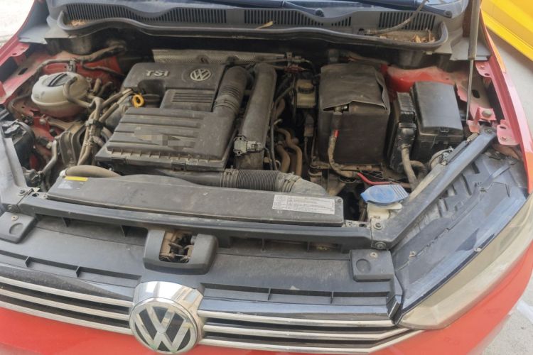 Used Volkswagen Golf Sportsvan 2016 230TSI Automatic Trend Edition Engine Bay Left