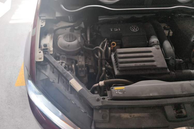 Used Volkswagen Golf Sportsvan 2016 280TSI Automatic Luxury Model Engine Bay Right