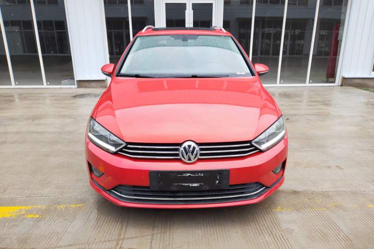 Used Volkswagen Golf Sportsvan 2016 230TSI Automatic Trend Edition Exterior 2