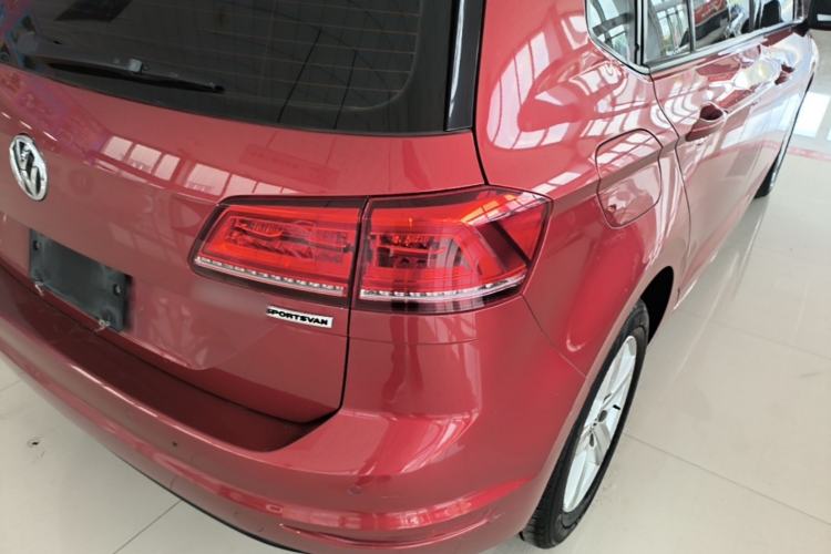 Used Volkswagen Golf Sportsvan 2016 1.6L Automatic Comfort Model Exterior 3
