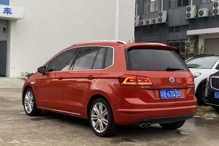 Used Volkswagen Golf Sportsvan 2016 280TSI Automatic Luxury Model Exterior 4