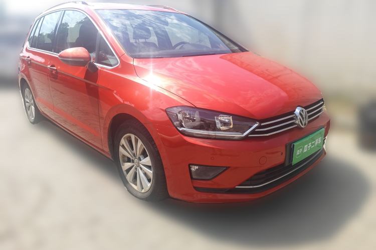 Used Volkswagen Golf Sportsvan 2016 230TSI Automatic Trend Edition Front Right 45 Deg