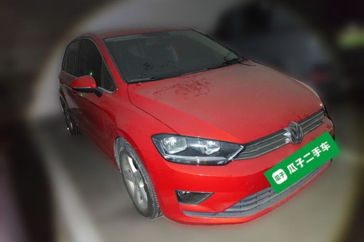 Used Volkswagen Golf Sportsvan 2016 1.6L Manual Comfort Model Front Right 45 Deg
