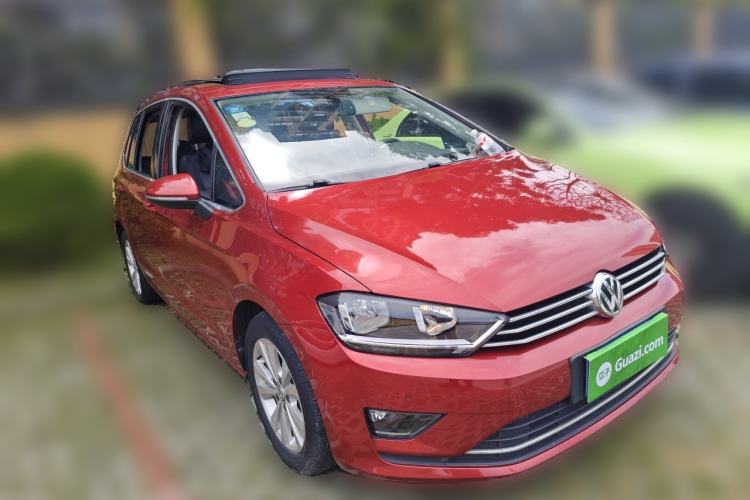 Used Volkswagen Golf Sportsvan 2016 230TSI Automatic Trend Edition Front Right 45 Deg