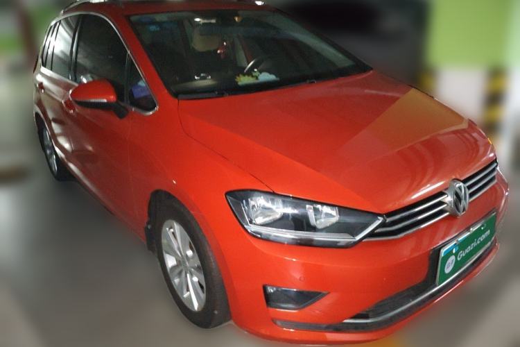 Used Volkswagen Golf Sportsvan 2016 230TSI Automatic Trend Edition Front Right 45 Deg