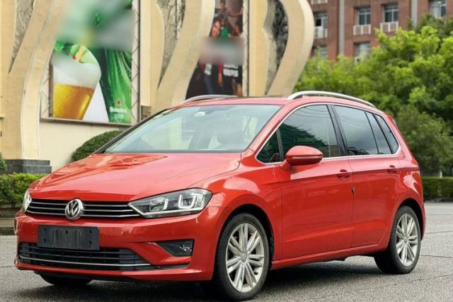 Ojetý Volkswagen Golf Sportsvan 2016 280TSI Automatic Luxury Model