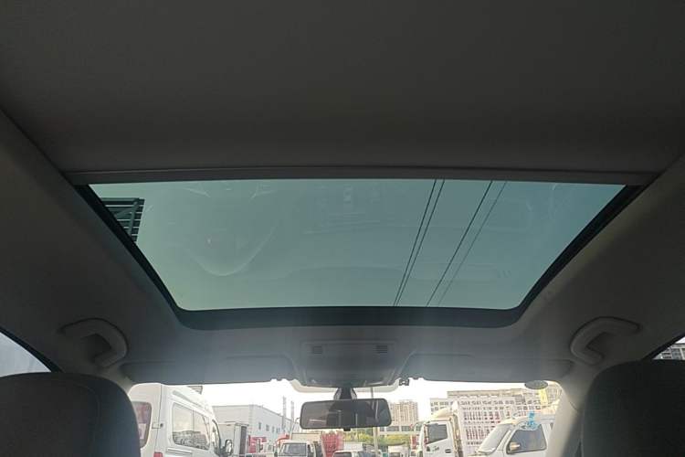 Used Volkswagen Golf Sportsvan 2016 230TSI Automatic Trend Edition Headliner