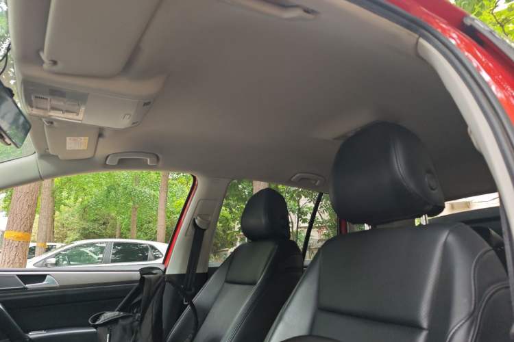Used Volkswagen Golf Sportsvan 2016 1.6L Automatic Comfort Model Headliner