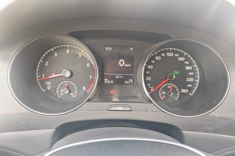 Used Volkswagen Golf Sportsvan 2016 230TSI Automatic Trend Edition Instrument Cluster