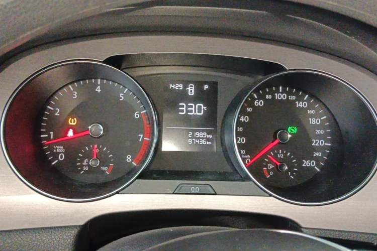 Used Volkswagen Golf Sportsvan 2016 1.6L Automatic Comfort Model Instrument Cluster