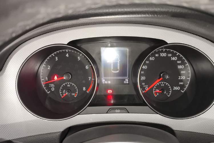 Used Volkswagen Golf Sportsvan 2016 180TSI Automatic Trend Model Instrument Cluster