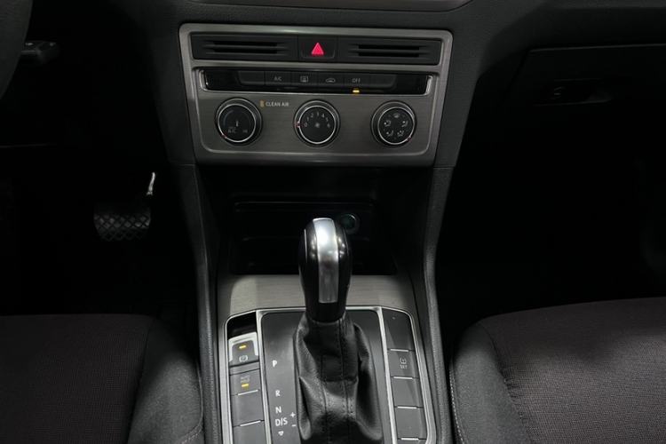 Used Volkswagen Golf Sportsvan 2016 1.6L Automatic Comfort Model Interior 3