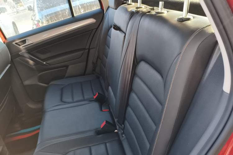 Used Volkswagen Golf Sportsvan 2016 230TSI Automatic Trend Edition Interior 4
