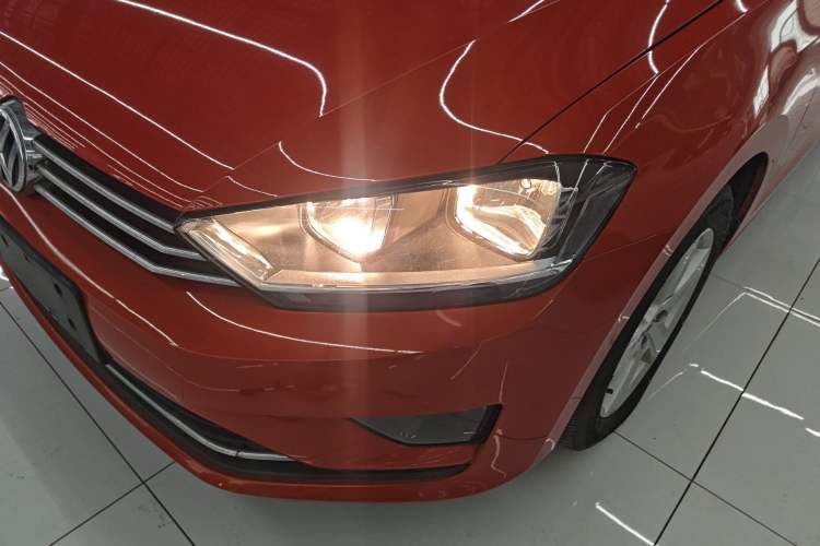 Used Volkswagen Golf Sportsvan 2016 1.6L Automatic Comfort Model Left Front Headlight