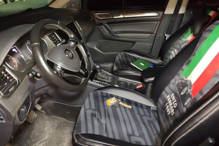 Used Volkswagen Golf Sportsvan 2016 280TSI Automatic Flagship Model Left Front Seat