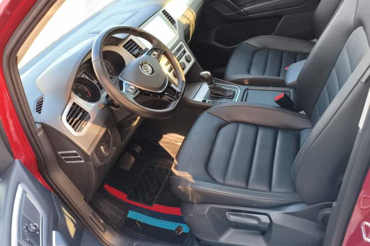 Used Volkswagen Golf Sportsvan 2016 230TSI Automatic Trend Edition Left Front Seat