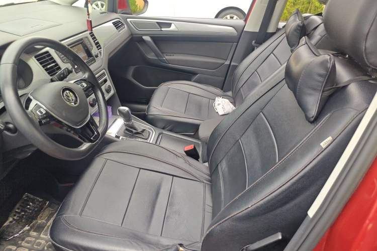 Used Volkswagen Golf Sportsvan 2016 230TSI Automatic Trend Edition Left Front Seat