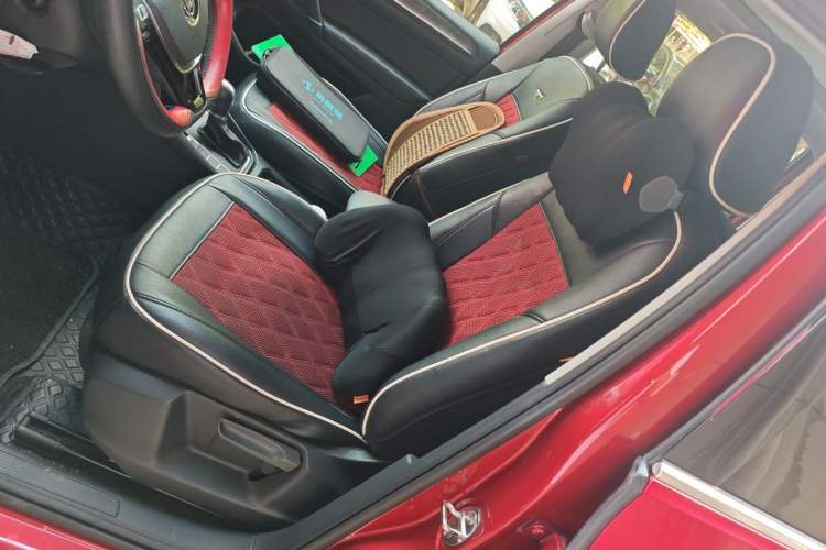 Used Volkswagen Golf Sportsvan 2016 230TSI Automatic Luxury Version Left Front Seat