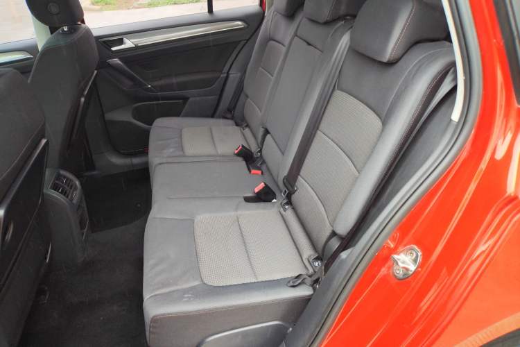Used Volkswagen Golf Sportsvan 2016 230TSI Automatic Trend Edition Left Rear Seat