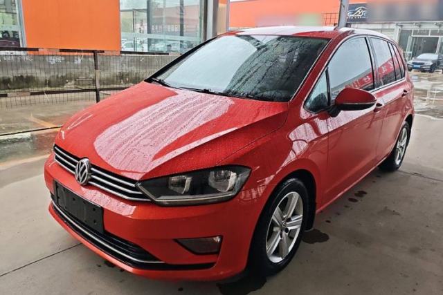 Ojetý Volkswagen Golf Sportsvan 2016 1.6L Automatic Comfort Model