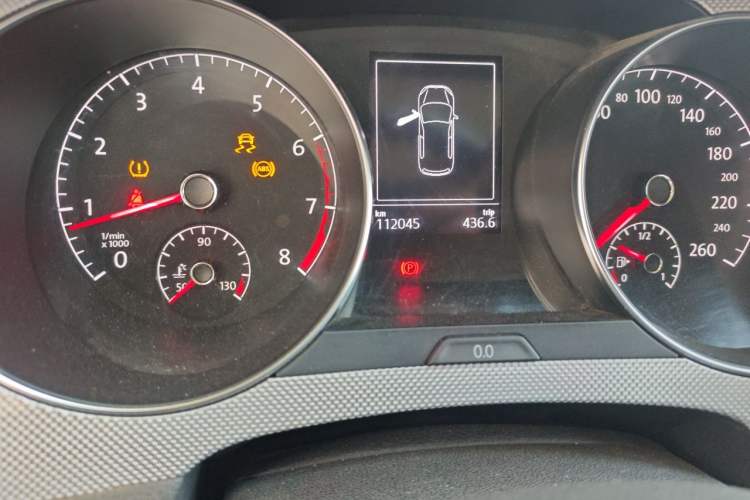 Used Volkswagen Golf Sportsvan 2016 230TSI Automatic Trend Edition Odometer Close Up