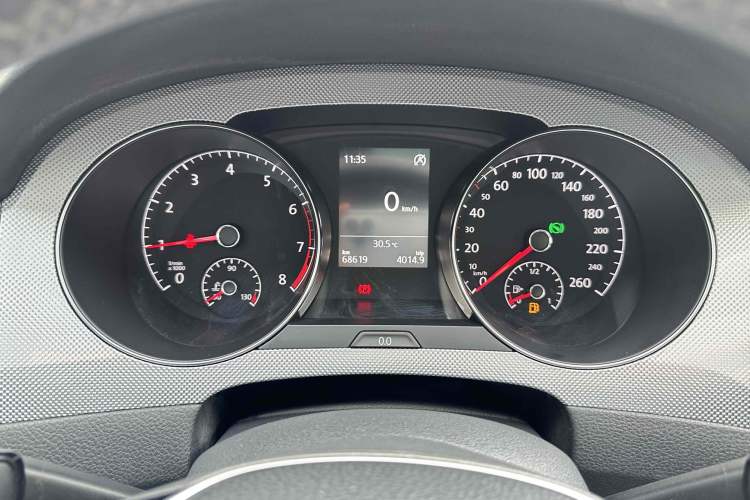 Used Volkswagen Golf Sportsvan 2016 230TSI Automatic Trend Edition Odometer Close Up