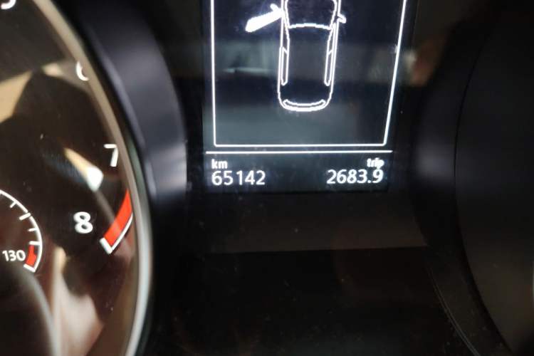 Used Volkswagen Golf Sportsvan 2016 230TSI Automatic Trend Edition Odometer Close Up