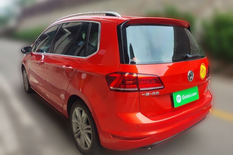 Used Volkswagen Golf Sportsvan 2016 280TSI Automatic Luxury Model Rear Left 45 Deg