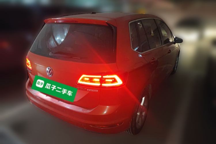Used Volkswagen Golf Sportsvan 2016 1.6L Manual Comfort Model Rear Right 45 Deg