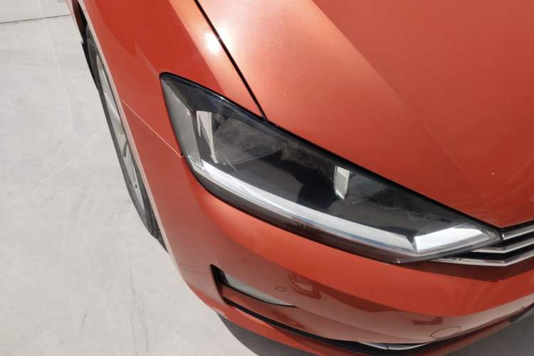 Used Volkswagen Golf Sportsvan 2016 230TSI Automatic Trend Edition Right Front Headlight