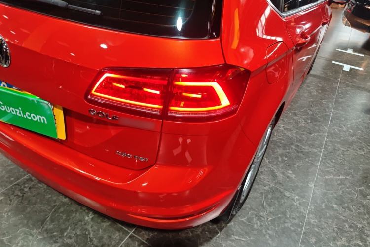 Used Volkswagen Golf Sportsvan 2016 230TSI Automatic Luxury Version Right Rear Taillight