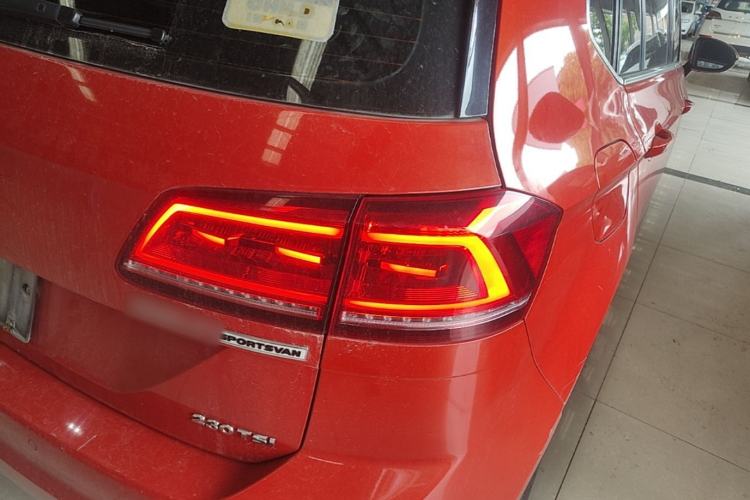 Used Volkswagen Golf Sportsvan 2016 230TSI Automatic Trend Edition Right Rear Taillight