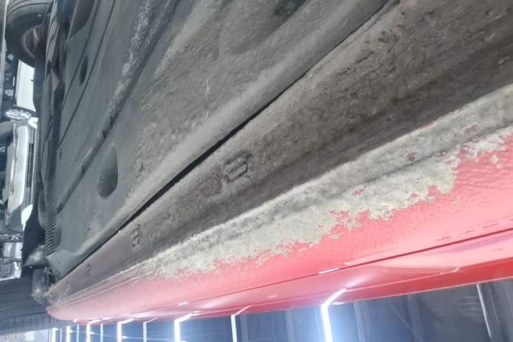 Used Volkswagen Golf Sportsvan 2016 230TSI Automatic Trend Edition Right Side Sill