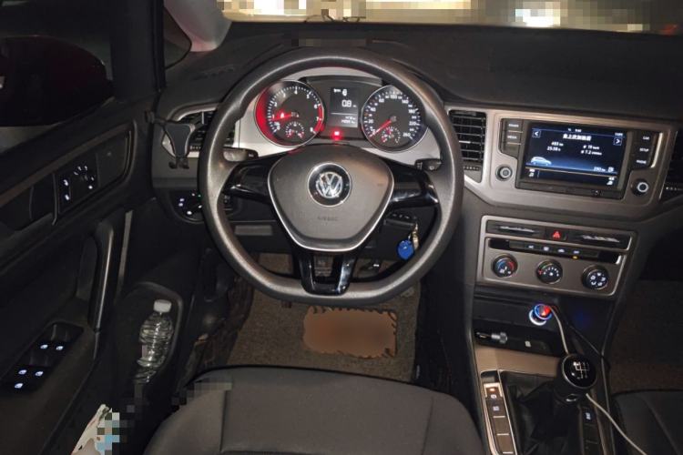 Used Volkswagen Golf Sportsvan 2016 1.6L Manual Comfort Model Steering Wheel