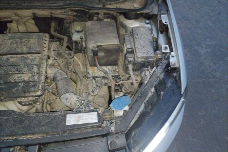 Used Volkswagen Golf Sportsvan 2016 1.6L Automatic Comfort Model Engine Bay Left