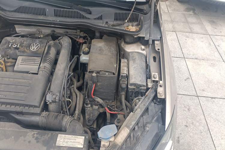Used Volkswagen Golf Sportsvan 2016 280TSI Automatic Luxury Model Engine Bay Left