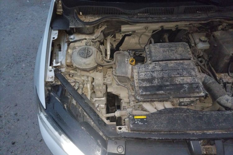 Used Volkswagen Golf Sportsvan 2016 1.6L Automatic Comfort Model Engine Bay Right