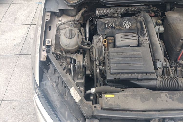 Used Volkswagen Golf Sportsvan 2016 280TSI Automatic Luxury Model Engine Bay Right