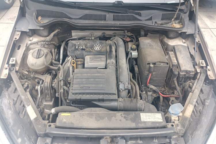 Used Volkswagen Golf Sportsvan 2016 280TSI Automatic Luxury Model Engine Bay